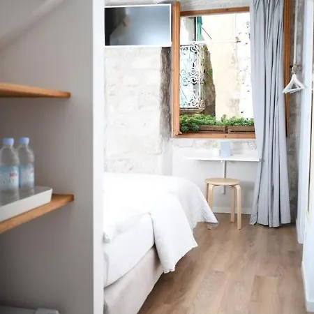 Live Laugh Luxury 3*