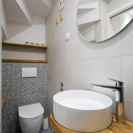 Live Laugh Luxury ゲストハウス