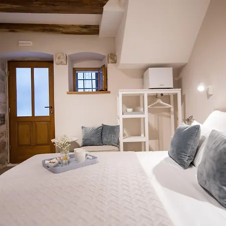 Penzion Live Laugh Luxury 3*