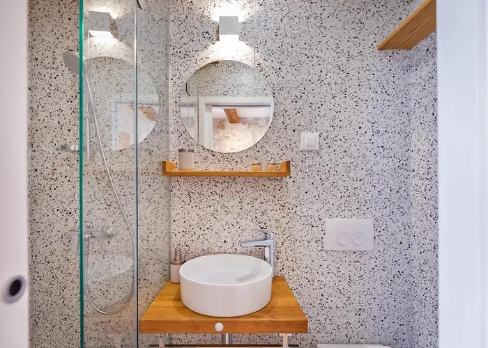 Live Laugh Luxury Pensión 3*