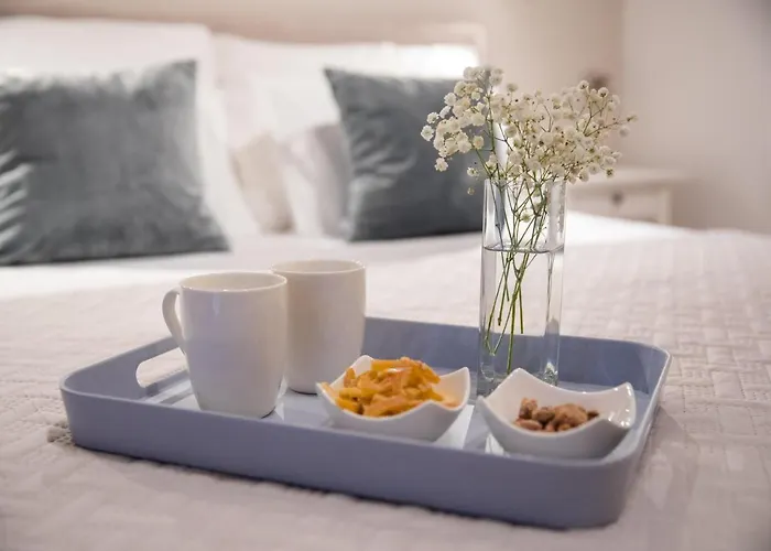 Live Laugh Luxury 3*