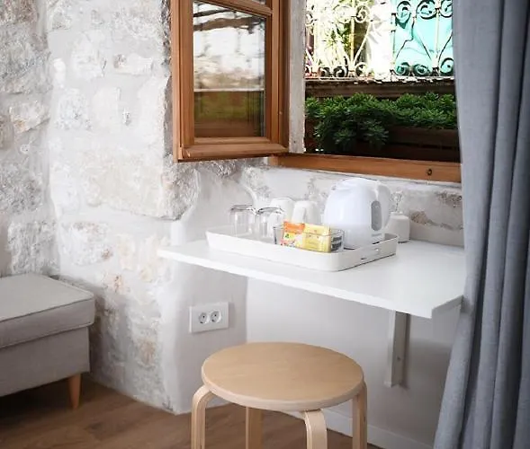 Live Laugh Luxury 3* Dubrovnik