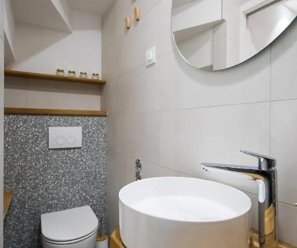 Live Laugh Luxury Pensión