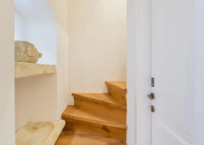 Pensión Live Laugh Luxury 3*