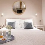 Live Laugh Luxury 3*